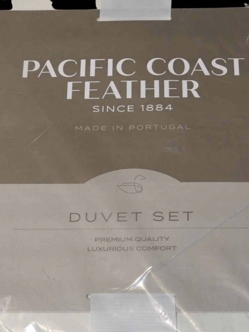 NIP QUEEN Size Pacific Coast Feather 